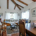 2 Bedroom In Di Pesaro