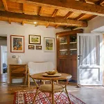 Сasa de vacaciones 2 Bedroom In Di Pesaro *