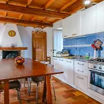 Сasa de vacaciones 2 Bedroom In Di Pesaro *