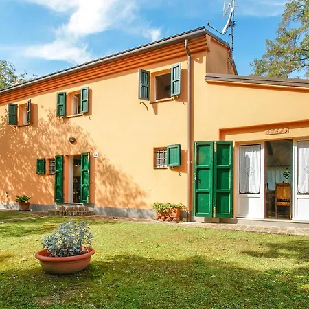 Hébergement de vacances 2 Bedroom In Di Pesaro
