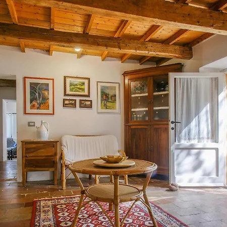 Hébergement de vacances Belle Maison De 2 à Di Pesaro *