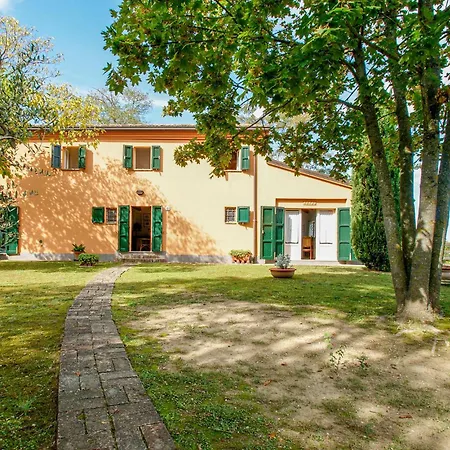 Сasa de vacaciones 2 Bedroom In Di Pesaro *